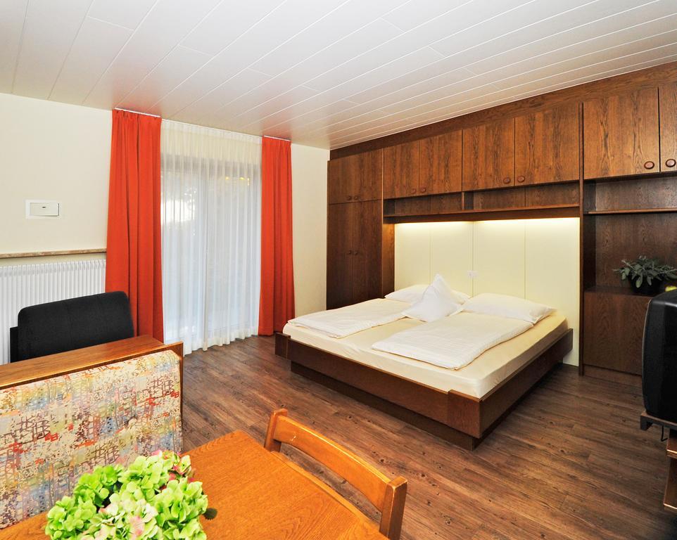 Residence Mignon Rifiano Quarto foto